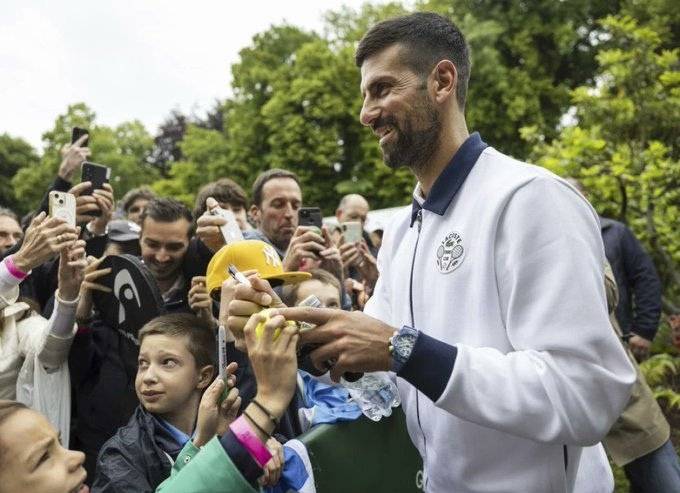 德约将和旧教练维米奇征战日内瓦和法网，透露自己观看了辛卡对决